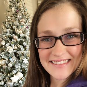 Meet your Posher, Chelsey